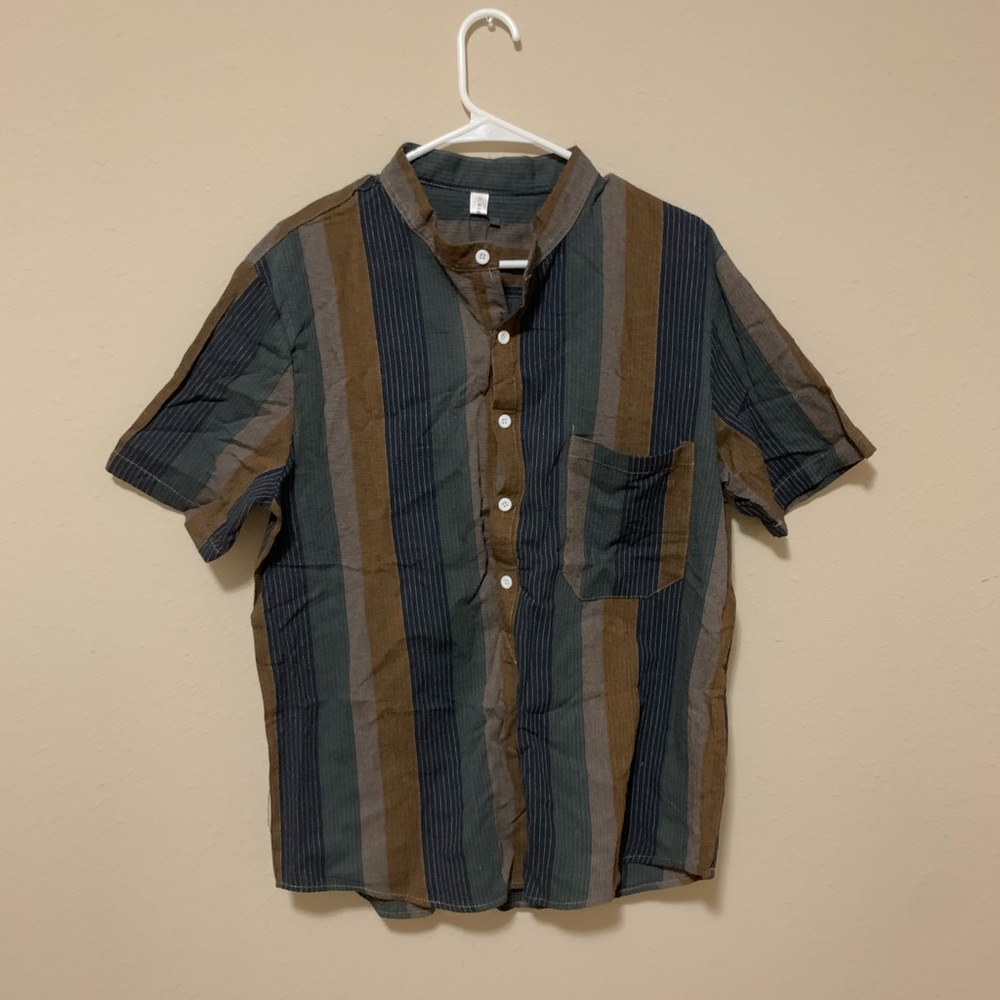 Summer Button-up Shirt Size L